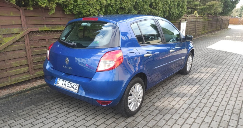 Renault Clio cena 14400 przebieg: 241058, rok produkcji 2010 z Szamotuły małe 326